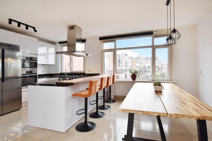 Foto 2 van Margaretha van Hennebergweg 25-B