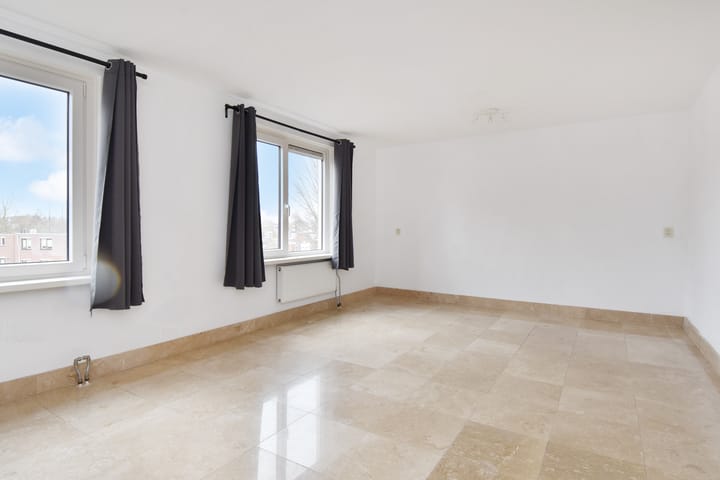 Foto 26 van Margaretha van Hennebergweg 25-B