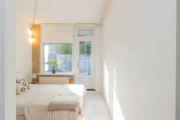 Photo 15 of Midscheeps 122