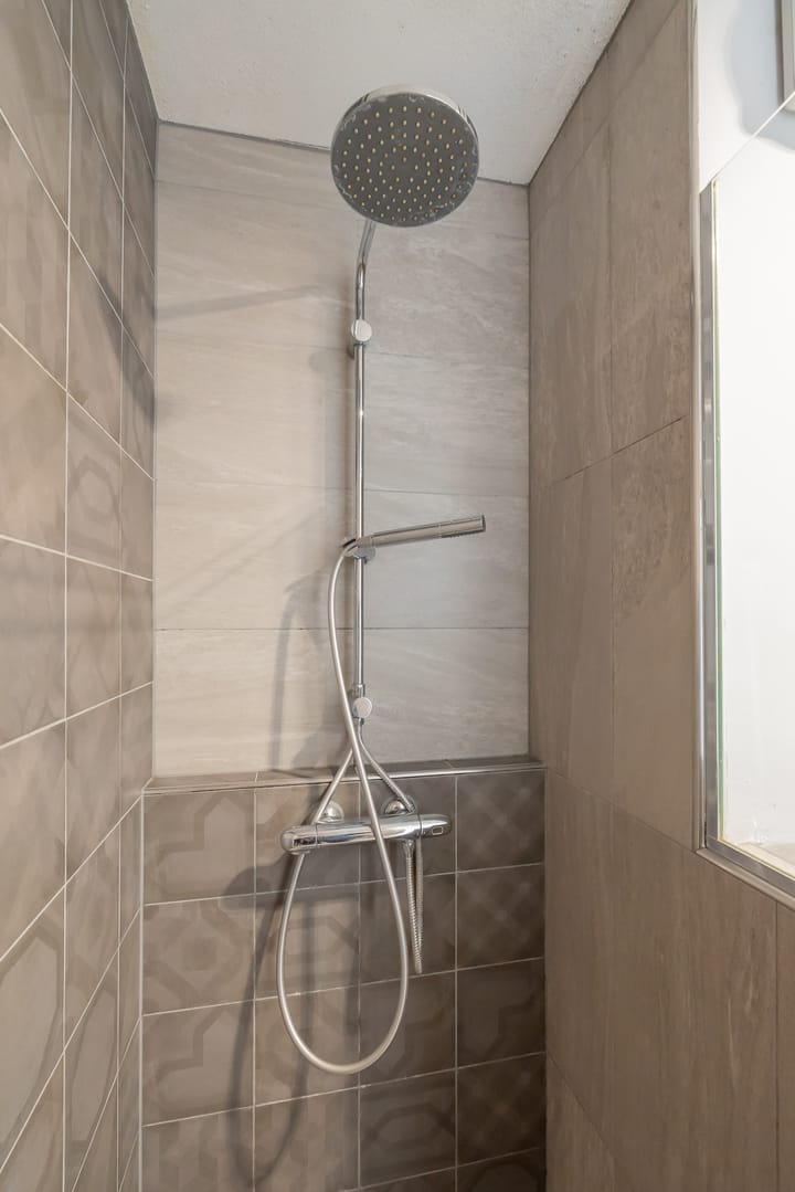 Photo 20 of Midscheeps 122