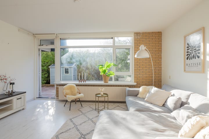 Photo 7 of Midscheeps 122