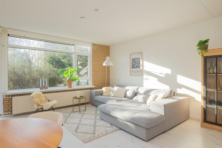 Photo 8 of Midscheeps 122