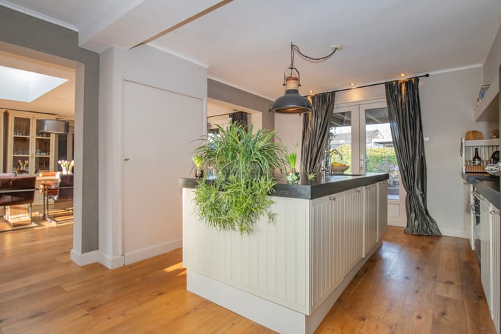 Photo 15 of Lindenlaan 53