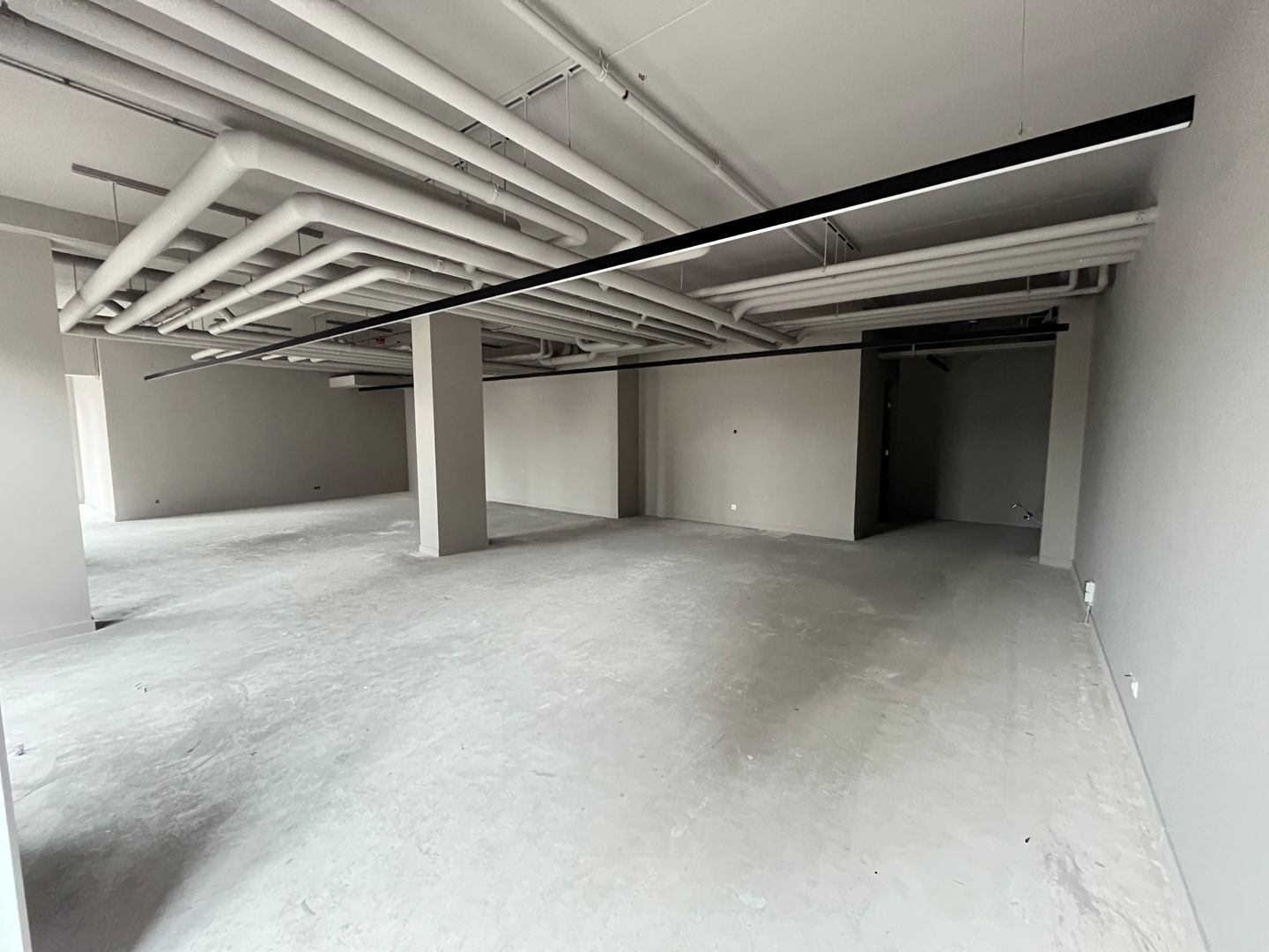 Bekijk foto 3 van Callistoweg 2