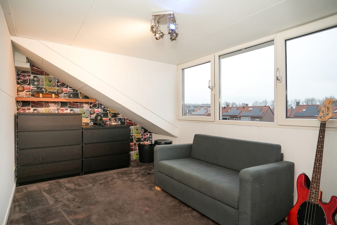 Foto 22 van Azaleastraat 12