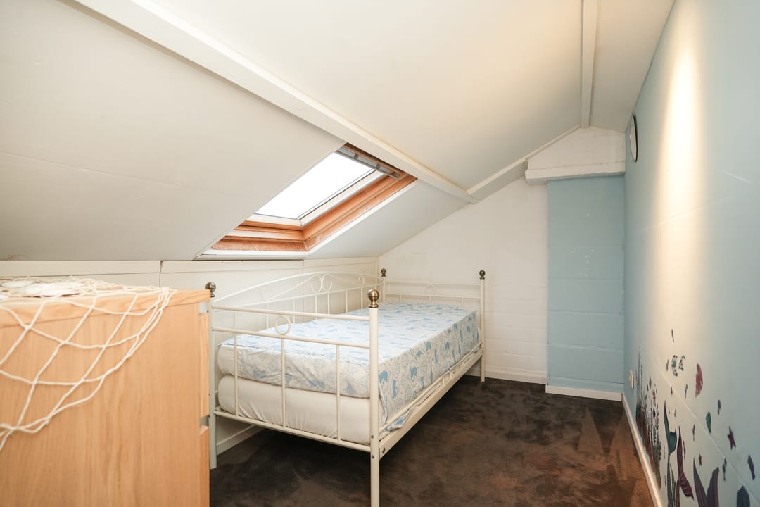 Foto 23 van Azaleastraat 12