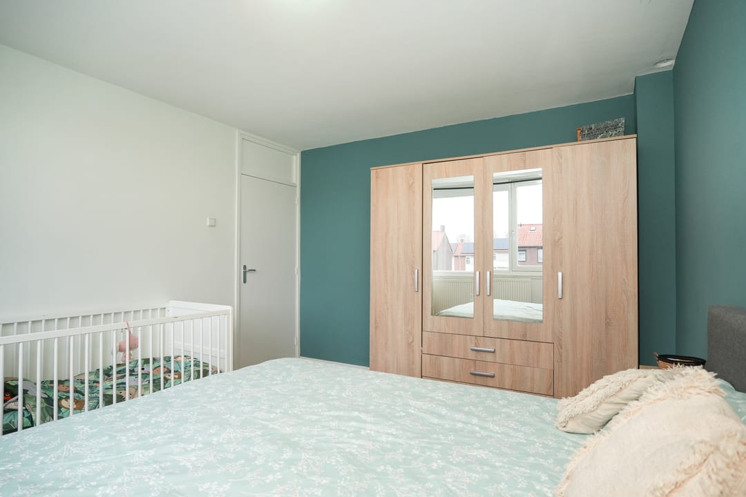 Foto 16 van Azaleastraat 12