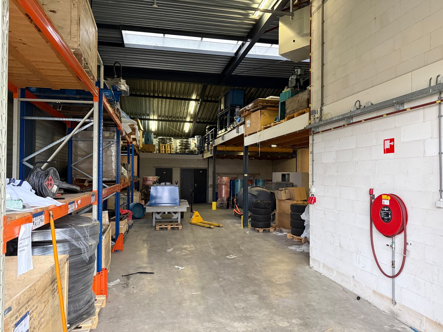 View photo 3 of Nijverheidsplein