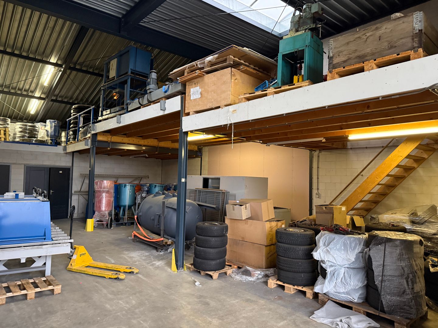 View photo 5 of Nijverheidsplein