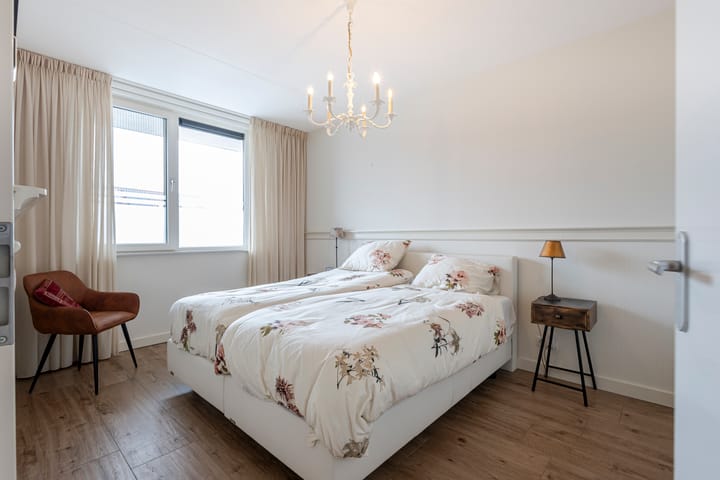 Photo 12 of Havenstraat 38-F