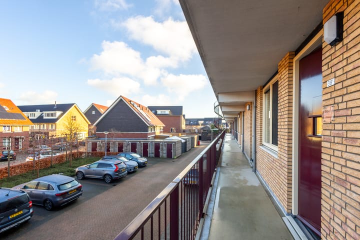 Photo 16 of Havenstraat 38-F