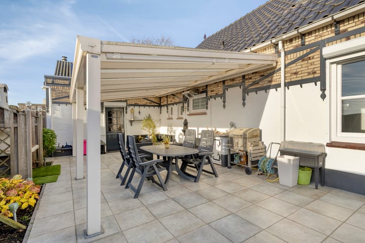 Foto 38 van Paterstraat 51