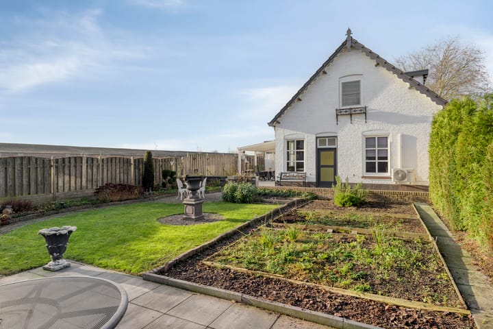 Foto 41 van Paterstraat 51