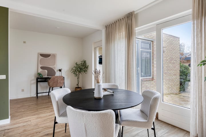 Foto 11 van Koningin Julianalaan 11