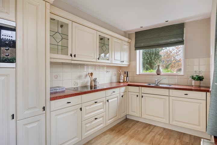 Foto 13 van Koningin Julianalaan 11