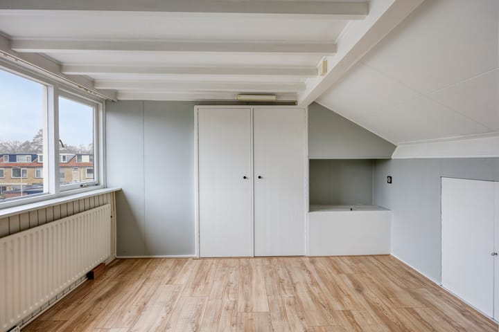 Foto 24 van Koningin Julianalaan 11