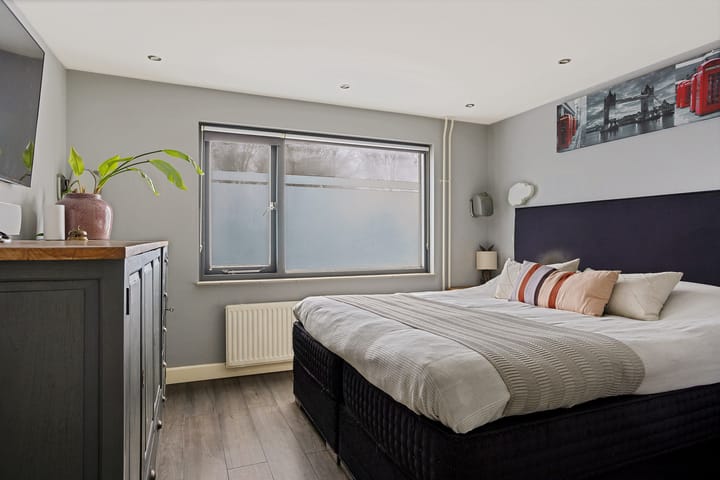 Photo 17 of Menuetstraat 18