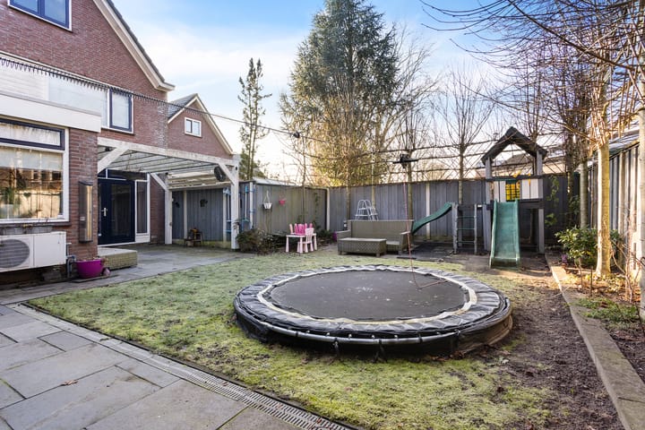 Photo 30 of Menuetstraat 18