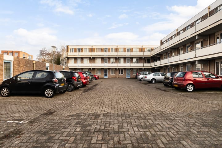 Photo 31 of Dekamastraat 48