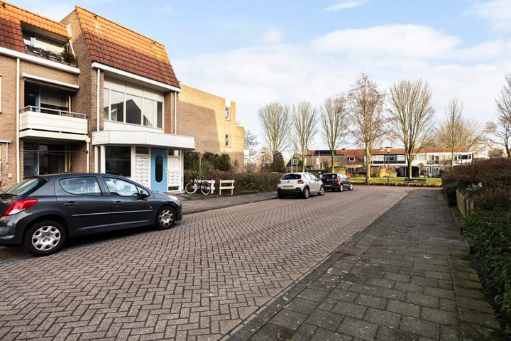 Photo 33 of Dekamastraat 48