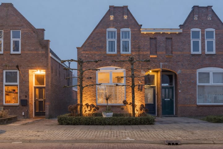 Foto 7 van Julianalaan 64