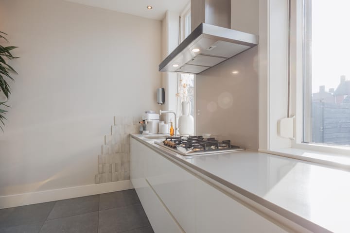 Foto 22 van Julianalaan 64