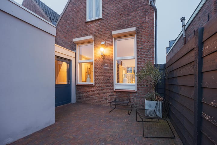 Foto 49 van Julianalaan 64