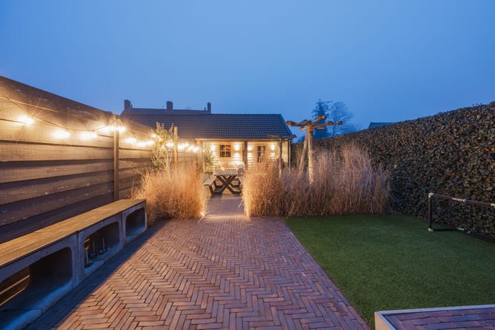 Foto 51 van Julianalaan 64