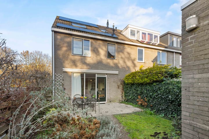 Foto 11 van Chirurgijn 40