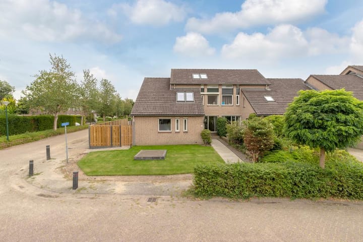 Foto 48 van Vendelstraat 13