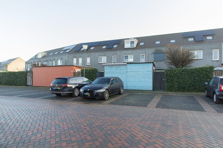 Photo 8 of Mgr. Bekkersstraat 60