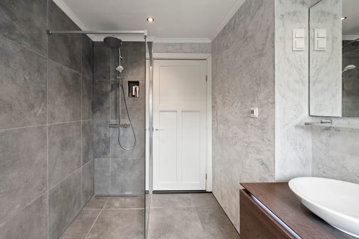 Foto 28 van Van 't Hoffstraat 43