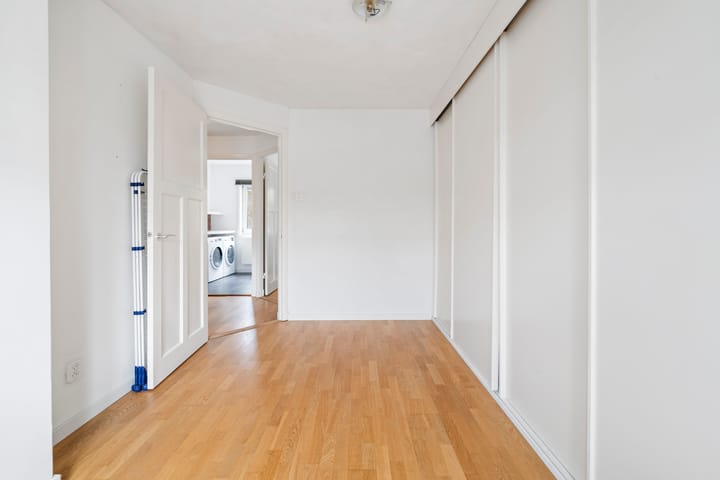 Foto 30 van Van 't Hoffstraat 43