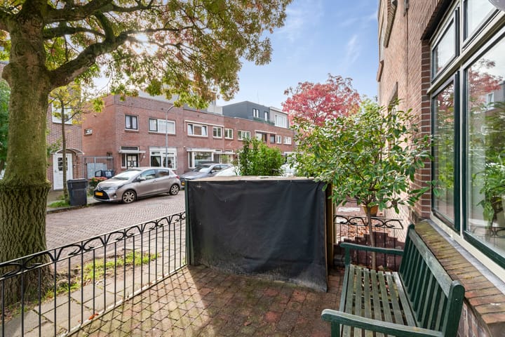 Foto 40 van Van 't Hoffstraat 43