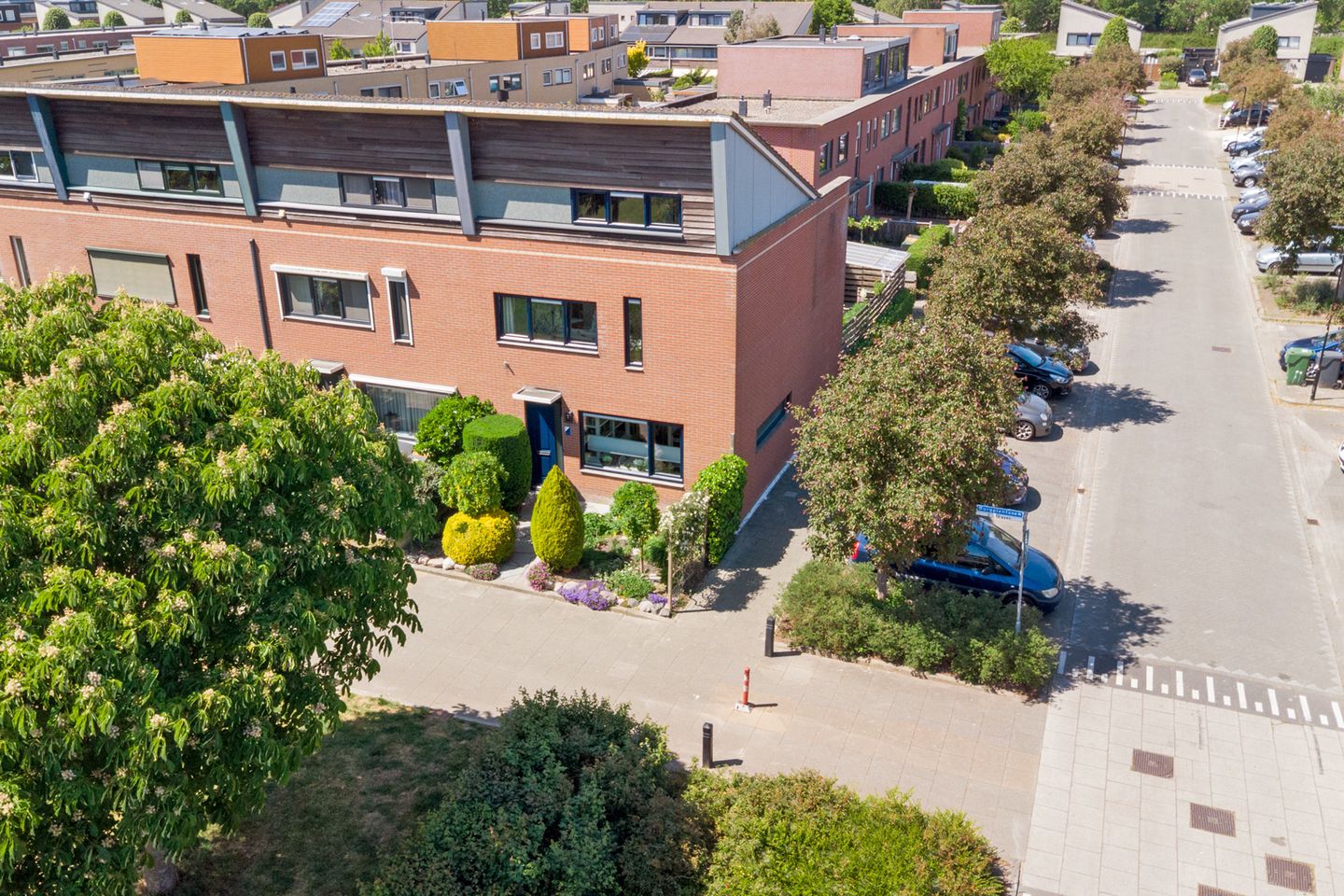 Foto 4 van Burgplantsoen 2