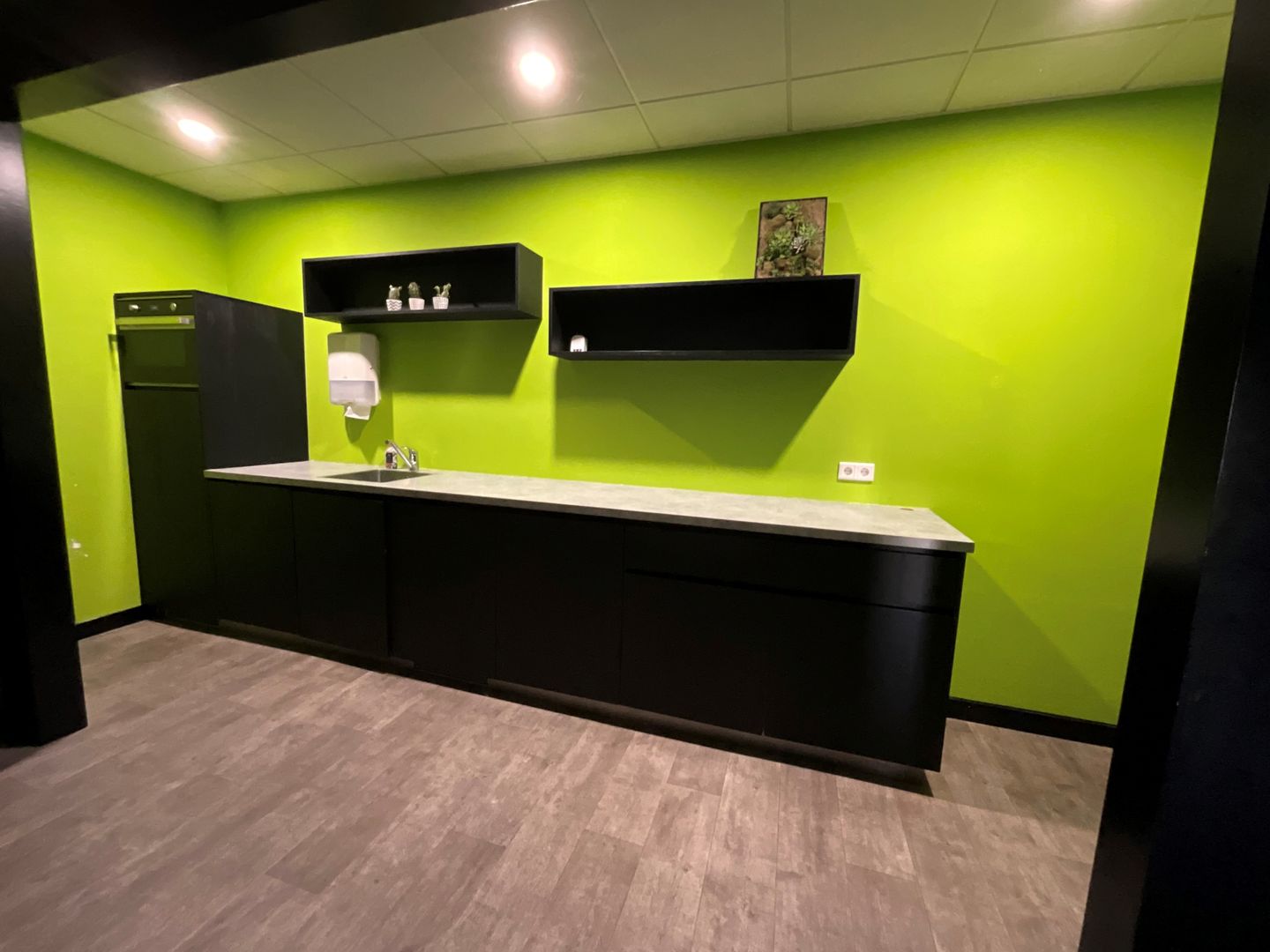 Bekijk foto 3 van De Meerheuvel 19