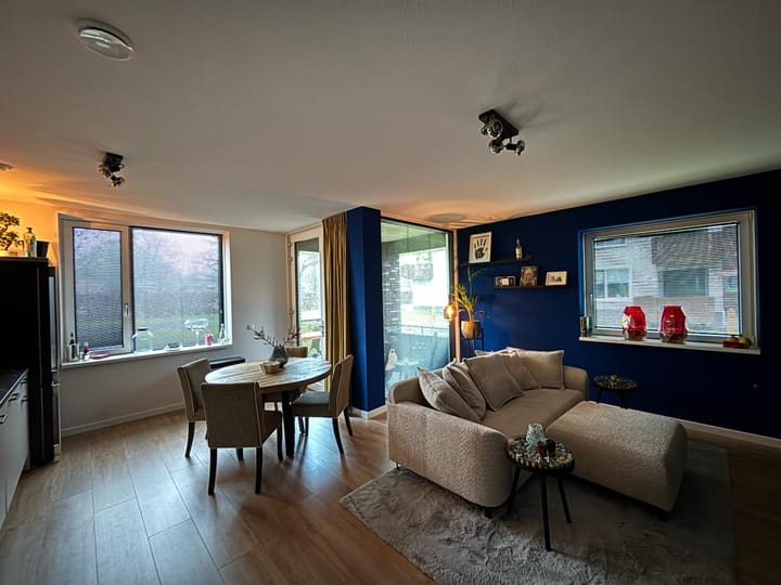 Photo 3 of Weerdingerstraat 205-C