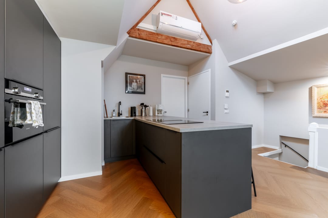 Foto 11 van Westzeedijk 72-B03