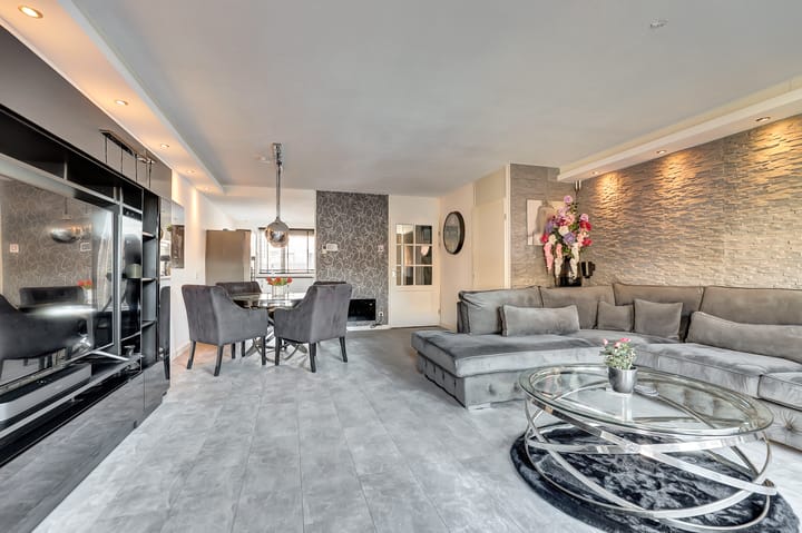 Foto 13 van Spica 16