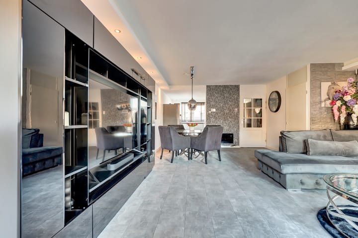 Foto 12 van Spica 16