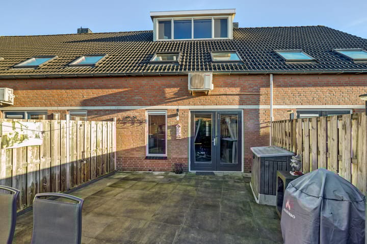 Foto 34 van Spica 16