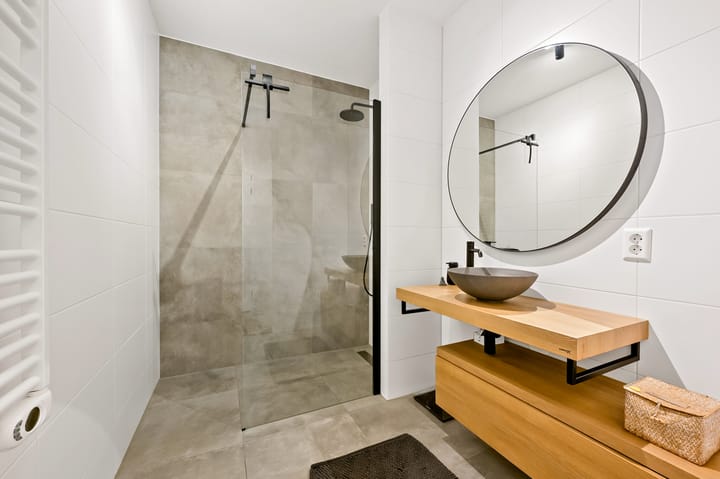 Foto 25 van Treilerdwarsweg 108