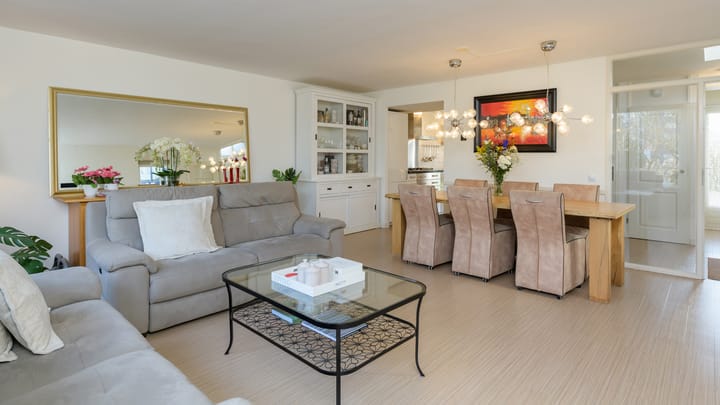 Photo 8 of Jacqueline van der Waalssingel 57