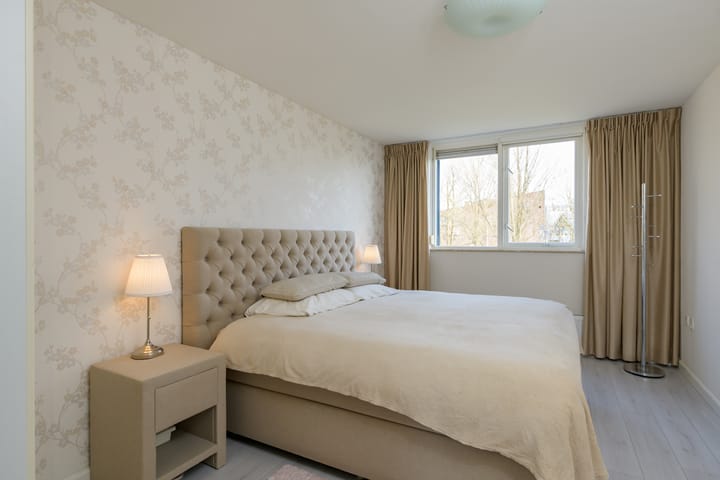 Photo 18 of Jacqueline van der Waalssingel 57