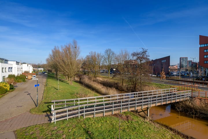 Photo 32 of Jacqueline van der Waalssingel 57