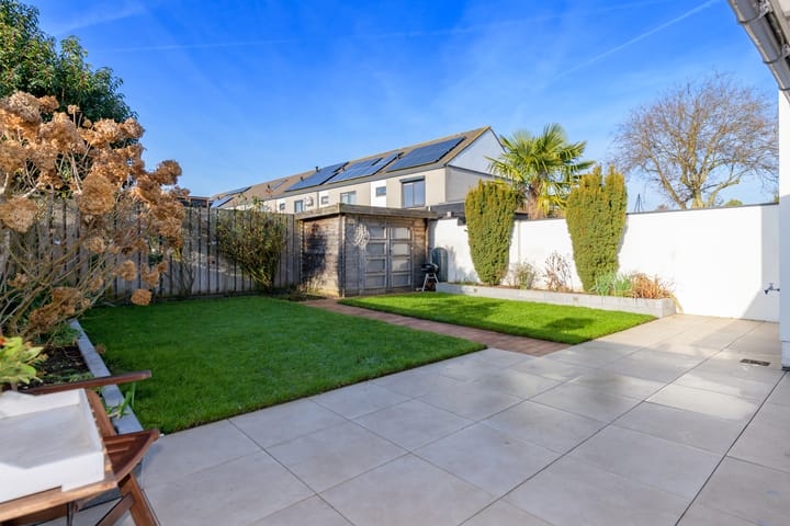 Photo 27 of Jacqueline van der Waalssingel 57