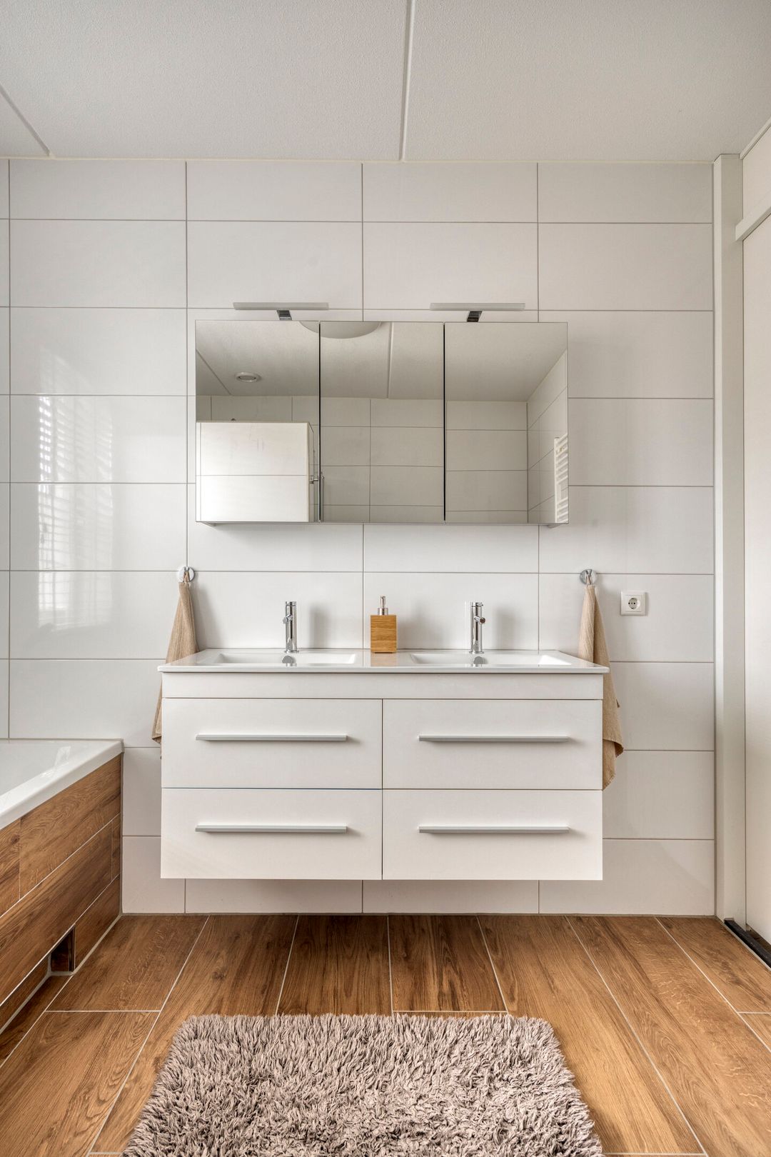 Photo 22 of Citroenvlinder 25