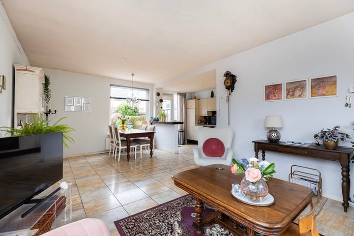 Foto 7 van Stoop van Zwijndrechtstraat 16