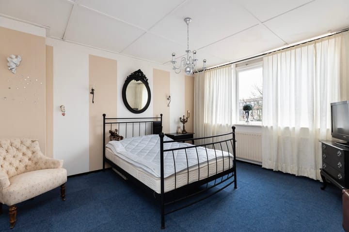 Foto 15 van Stoop van Zwijndrechtstraat 16