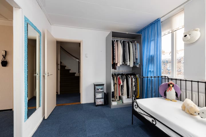 Foto 18 van Stoop van Zwijndrechtstraat 16